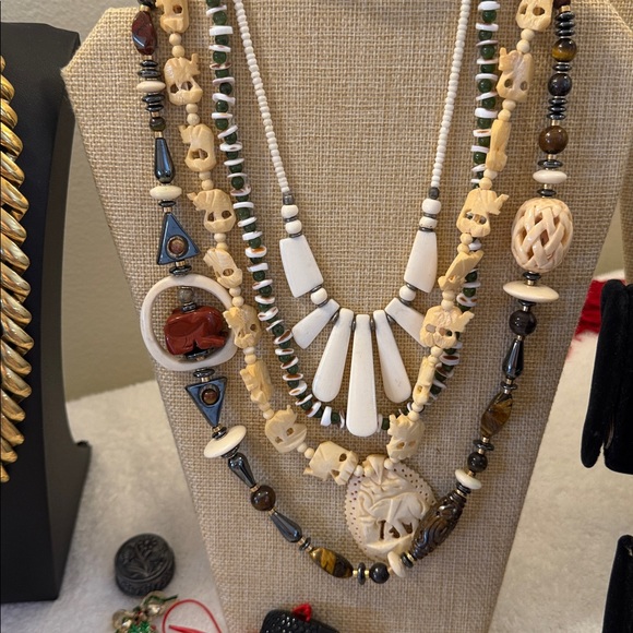 Come dig with me.  Unlisted gorgeousness in every price range. - Picture 8 of 17